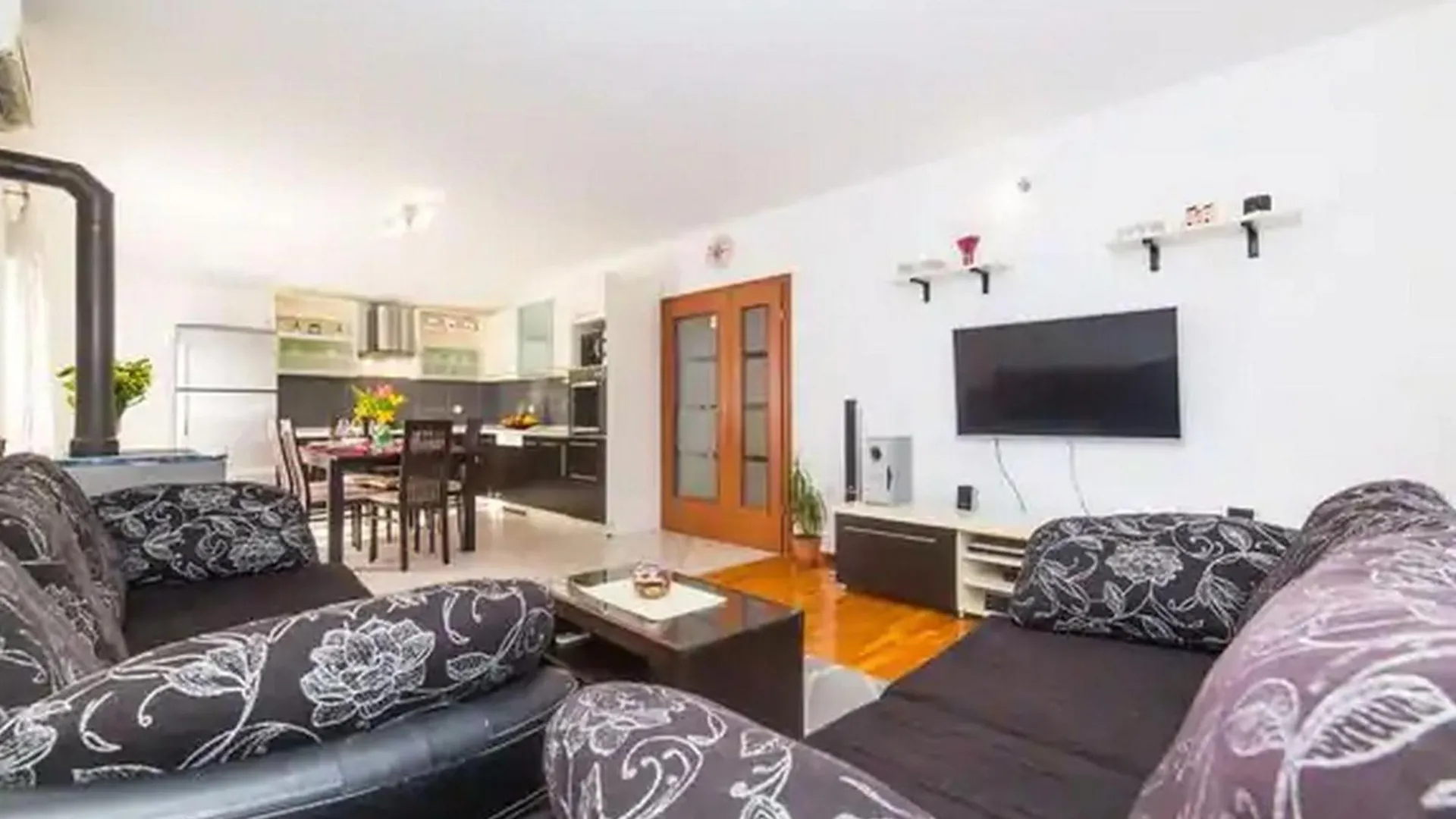 Hillside Villa In Trogir With Pool, Terrace, And Stunning City View كرواتيا