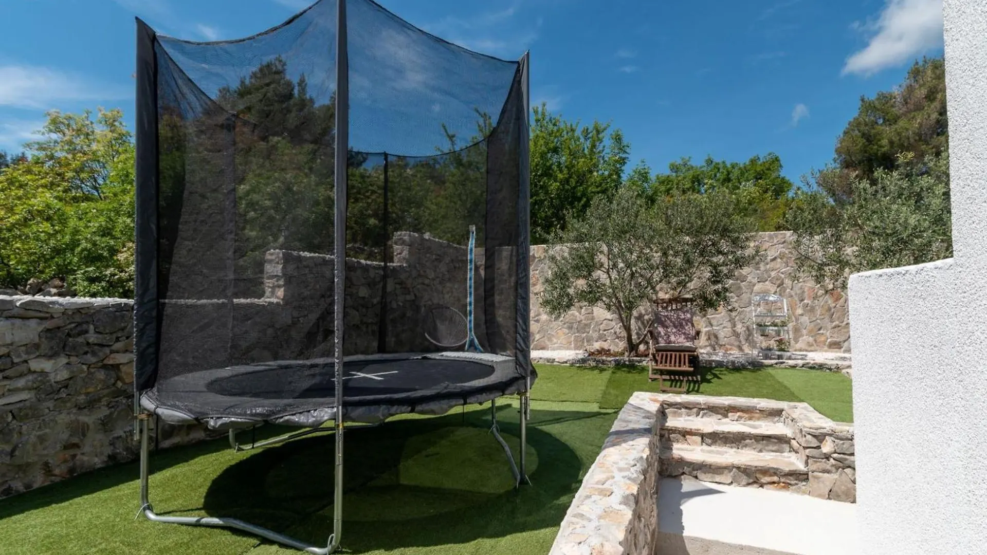 Hillside Villa In Trogir With Pool, Terrace, And Stunning City View